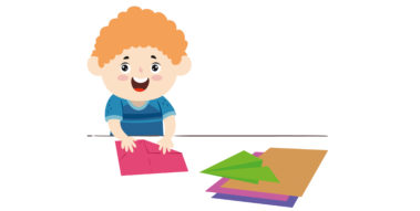 Illustration: Kind faltet Papierflieger