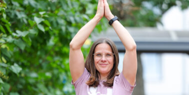 Kristin Häseler beim Yoga.